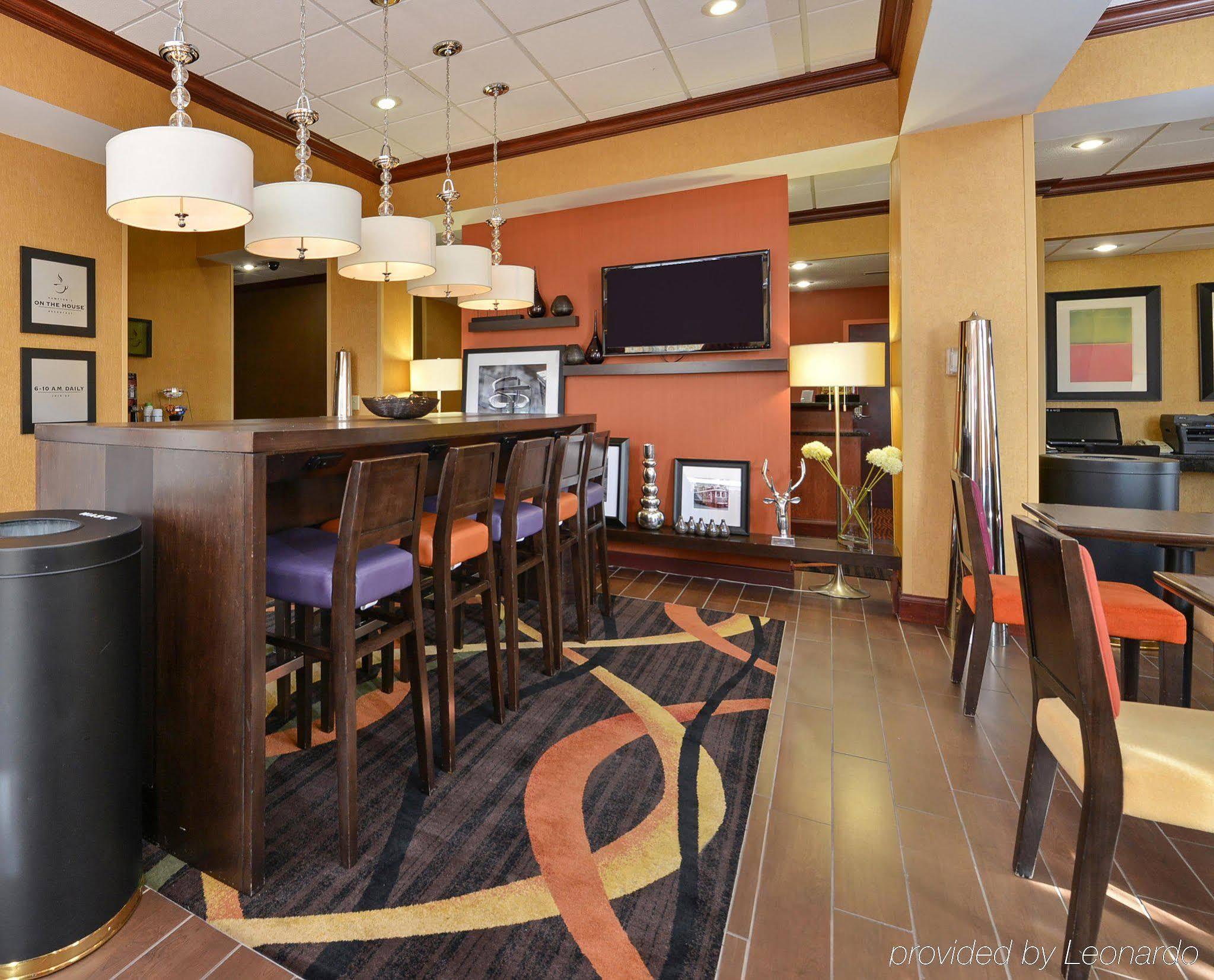 Hampton Inn Keokuk Екстериор снимка