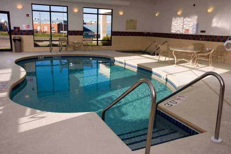 Hampton Inn Keokuk Съоръжения снимка