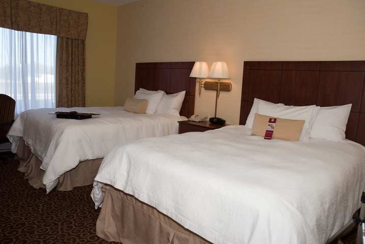 Hampton Inn Keokuk Екстериор снимка